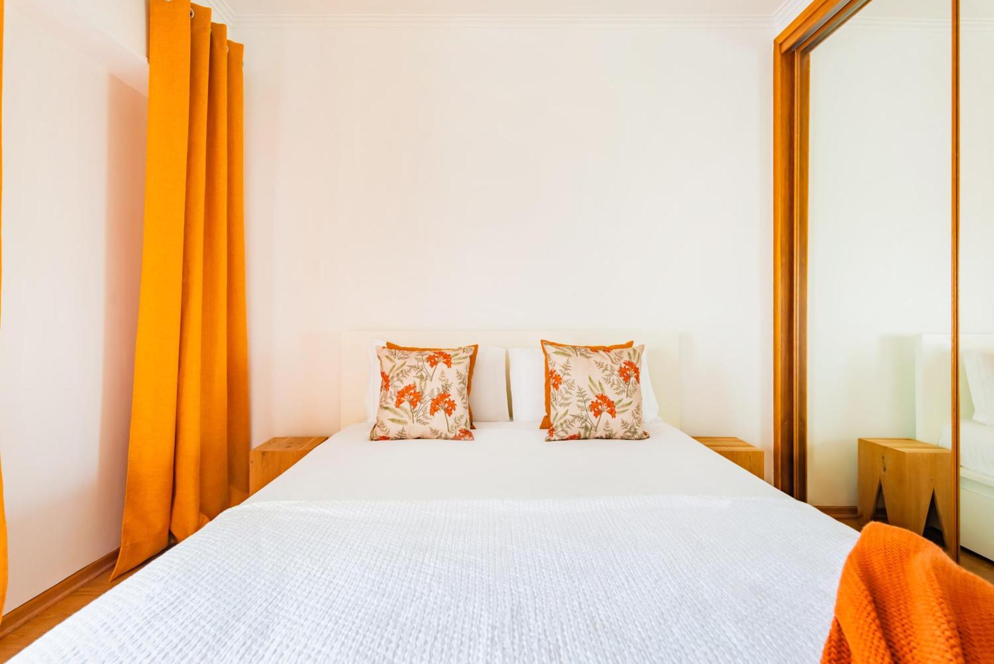 Santo Amaro Beach Family Stays Oeiras Extérieur photo